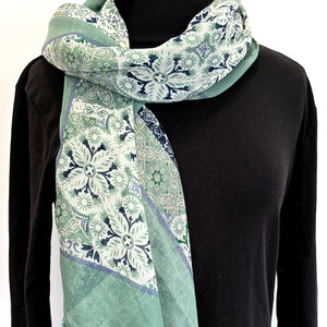 Scarf - Green Pattern